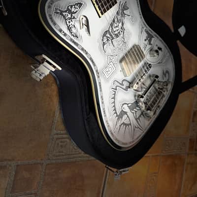 Duesenberg  Johnny Depp Jack Sparrow Limited edition Signature Series Aluminum Tattooed image 5