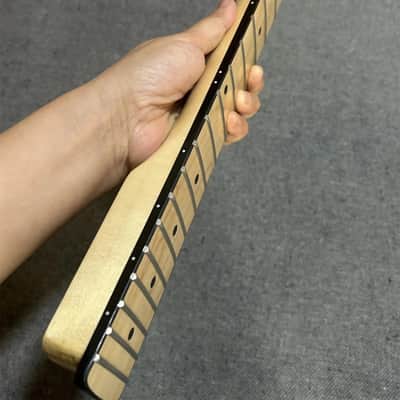 New Maple 22 Fret 27 inch Baritone guitar Neck Gloss 42 mm Nut image 2