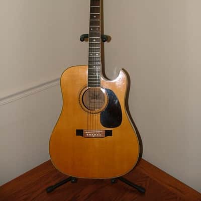 Alvarez 5064 (1982 or older) Natural, with rare Florentine Cutaway image 1