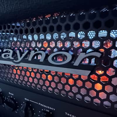 Traynor YBA300 300-Watt All-Tube Bass Amp Head 2010s - Black image 2