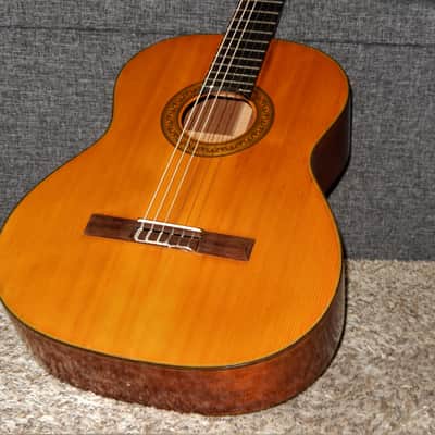 HAND MADE IN 1968 - RYOJI MATSUOKA No.120 - SOLID SPRUCE TOP CLASSICAL GUITAR image 2