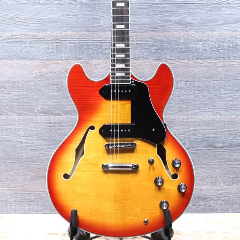 Sire Larry Carlton H7V