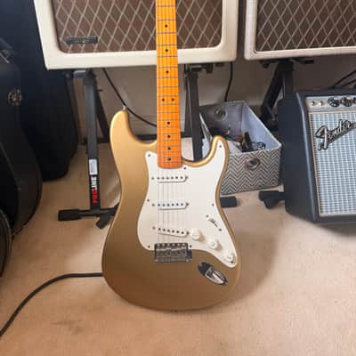 1998 Fender American Vintage ’57 Stratocaster AVRI – Aztec Gold – Lindy Fralin Pickups + Original Pickups Included – Complete Case Candy image 5
