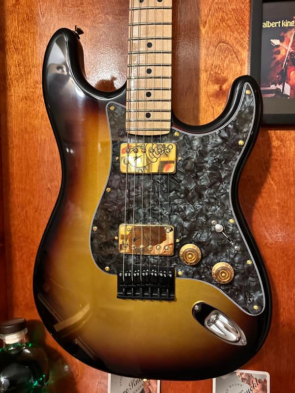 Warmoth Stratacaster 2023 - Red Gold Metallic Burst image 1