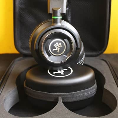 Mackie MC-350 Professional Closed-Back Headphones image 3