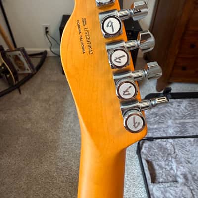 Fender American Ultra Telecaster 2022 - Cobra blue image 6