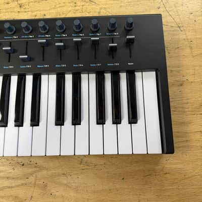 Used Arturia Keylab Essential 61 MKII Keyboard MIDI USB Controller image 5