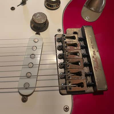 Fender The Strat 1980 - 1983 -   Rosewood Fretboard, Candy Apple Red image 2