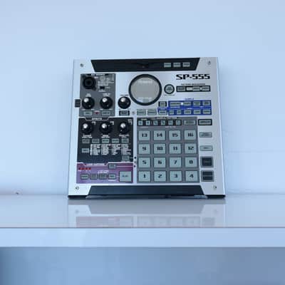 Roland SP-555 Sampler 2007 - 2013 - Gray image 1
