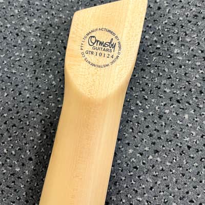 Ormsby Metal V Headless 6-string Pine Lime - Run16 image 6