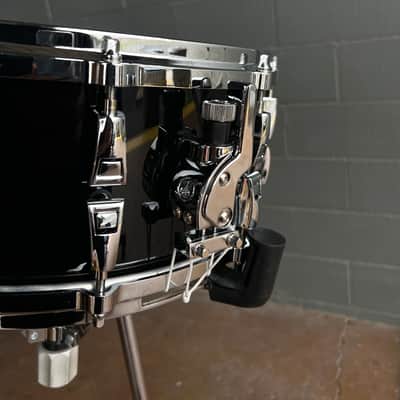 Yamaha AMS1460 Absolute Hybrid Maple 6x14" Snare Drum in Solid Black *IN STOCK* image 5