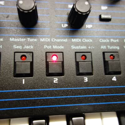 Oberheim OB-6 49-Key 6-voice Polyphonic Synthesizer 2017 - Present - Black image 12