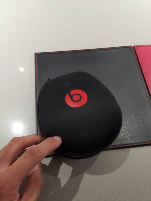 Beats by Dre Mixr image 1
