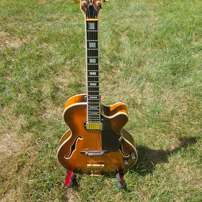 🎶  FOR SALE: RARE 1975 CARL BARNEY HAND-CARVED 17" ARCHTOP 🎶 image 4