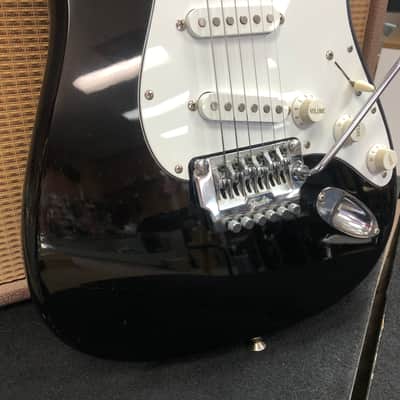 Fender Standard Stratocaster with S1 Tremolo with Maple Fretboard MIJ 1986 - Black w/ Hardcase and Trem Arm image 6
