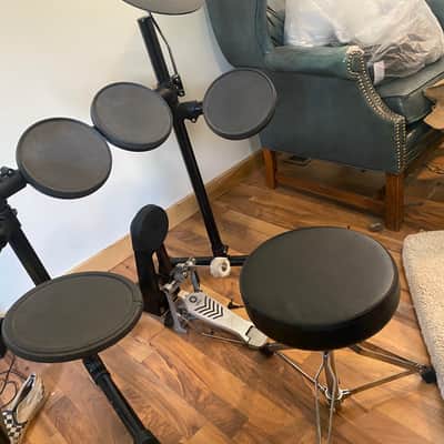Yamaha DTX-100 Electronic Drum Set with DTX-500 module image 3