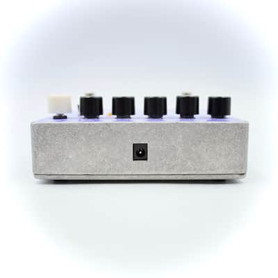 Electro-Harmonix Voice Box Vocal Effect Pedal image 8