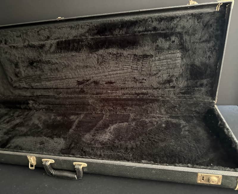 Fender Vintage Bass Hardshell Case ~ Black image 1