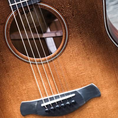Taylor Builder's Edition 517e WHB Wild Honey Burst Acoustic Electric Guitar w/Case image 8