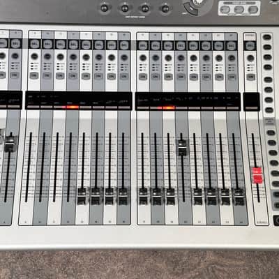 Yamaha TF3 Digital Mixing Console w/ Odyssey Case image 7