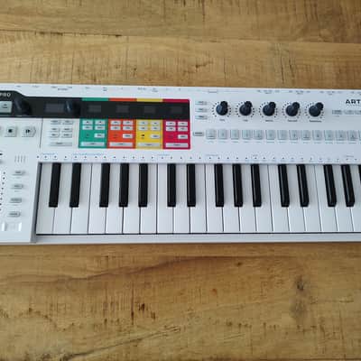 Arturia KeyStep Pro 37-Key MIDI Controller 2020 - Present - White