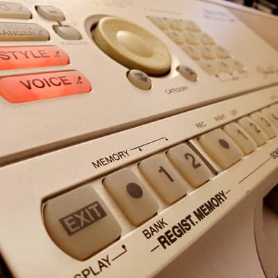 MUST SEE!!! YAMAHA DGX 505 SEMI-WEIGHTED 88-KEY DIGITAL PIANO IN AMAZING CONDITION! image 13