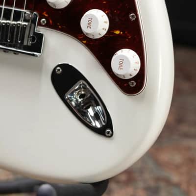 Fender American Ultra Stratocaster Guitar - Arctic Pearl with Hardshell Case - Used image 13