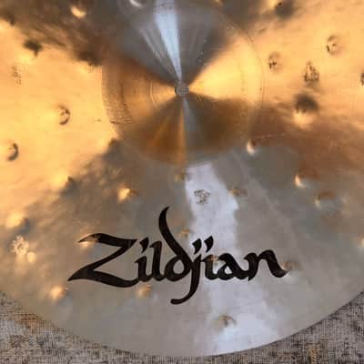 Zildjian K Custom SPECIAL DRY CRASH 18” DARK COMPLEX Thin At 1280 g WHY PAY $464??!! image 6