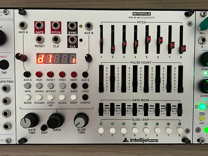 Intellijel Metropolis Complex Pitch / Gate Sequencer Eurorack Synth Module 2015 - 2020 - Silver image 1
