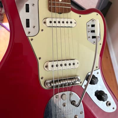 Fender Classic Player Jaguar Special with Rosewood Fretboard 2007 - 2017 - Candy Apple Red image 3