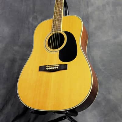 2009 Starcaster by Fender Model 0910104125 Acoustic Guitar image 9