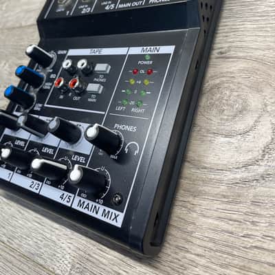 Mackie Mix5 5-Channel Compact Mixer w/ Power Supply image 4