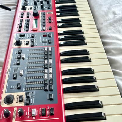 Nord Stage 2 SW73 Compact Semi-Weighted 73Key with pedal controller