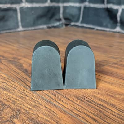 Alesis 1.5" Rubber Feet for Command-Forge-Surge (2 Feet) - Black image 4