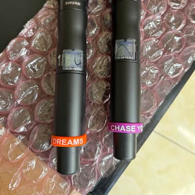 Shure UR2 Wireless Handheld Microphones with KSM9 Capsules – H4 Band, worldwide shipping image 1