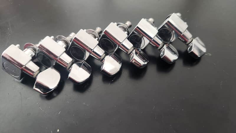 Fender Schaller 2 pin Tuners 90s - Chrome image 1