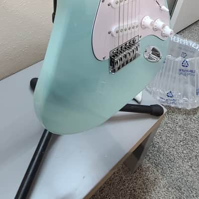 TEASE Stratocaster & Hardshell Case ST-1 2020s - Teal image 5