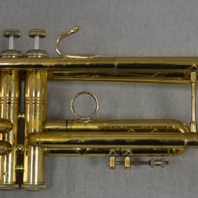 Trompeta Sib Bach Stradivarius 37 - 25LR lacada en buen estado. image 1