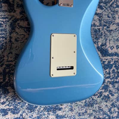 Fender American Professional Classic Stratocaster Faded Lake Placid Blue image 5