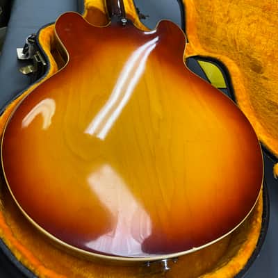 Gibson ES-335 1968 - Sunburst #800089 image 12