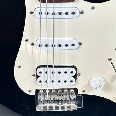 Yamaha EG 112C Electric Guitar (Made in China) image 5