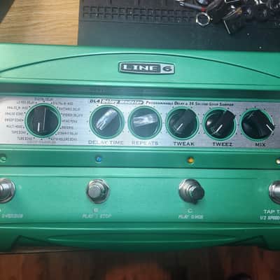 *Switch and LED Mods* Line 6 DL4 Delay Modeler 1999 - 2021 - Green image 2