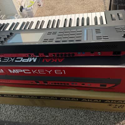 Akai MPC Key 61 Standalone Workstation Synthesizer 2024 - Present - Black image 3