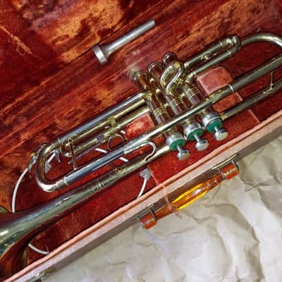 Conn Director Standard Trumpet with case/MP. USA. Good condition. Bild 6