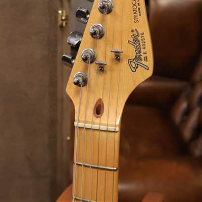 Fender 1987 American Standard Stratocaster Metalic Blue image 4