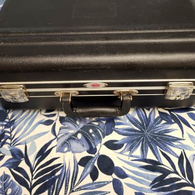 SKB BRIEFCASE,  WHIRLWIND SPLITTER/DIRECT BOX,  WHIRLWIND -2- IMP2 DI's, PROCO -1- DB1 DI,  AUDIO TECHNICA ATM29HE, AUDIO TECHNICA -3-AP701, GAFF TAPE, CIRCUIT TESTER Late 1990's image 2