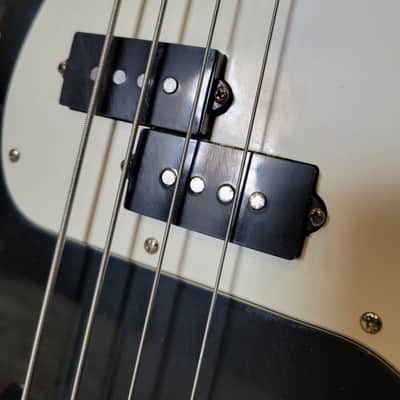 Fender American Standard Precision Bass w/ Rosewood Fretboard 1997 - Black W/ Bag (C013-G18) image 12