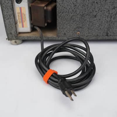 Immagine Silvertone Model 1482 1x12 Combo Guitar Amp #59003 - 6