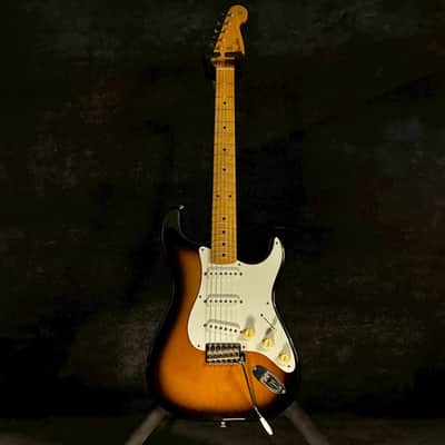 Fender Japan ST-57 2tone Sunburst Alder body【3.72kg】 image 4