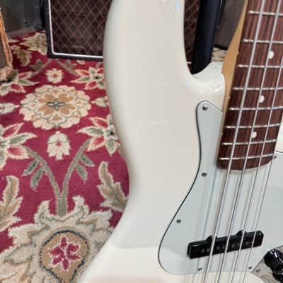 Fender American Professional Jazz Bass image 2